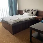 Kolonia Wokulskiego 4 Bed & Breakfast Świdnica