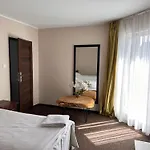 Kolonia Wokulskiego 4 3*