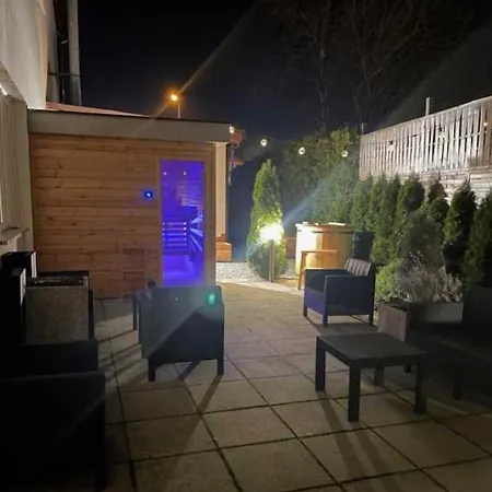Bed & Breakfast Kolonia Wokulskiego 4